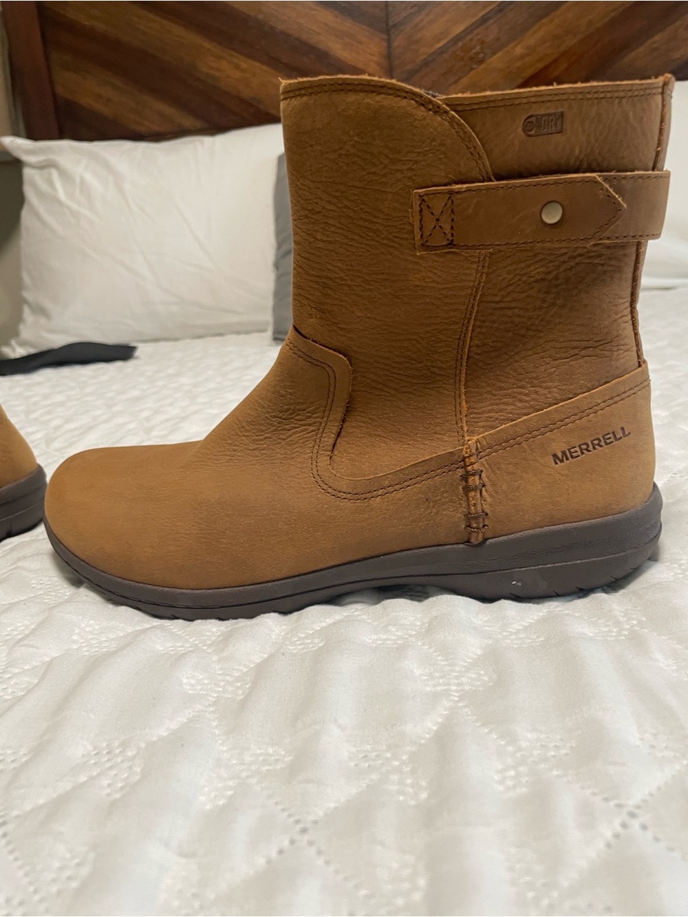 Merrell Women's Tan Waterproof Ankle Boots with Side Zip - Picture 3 of 5